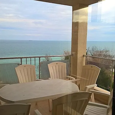 Byala Beach Apartment *